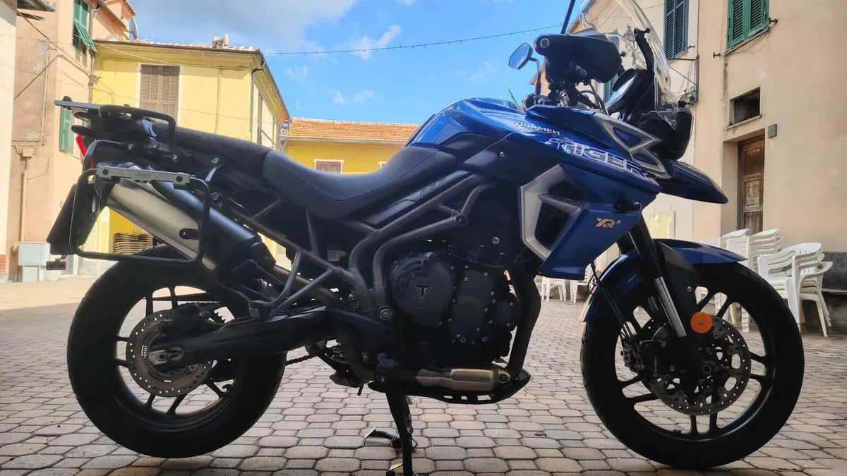 Triumph Tiger 800 XRx (2018 - 20)  (2)