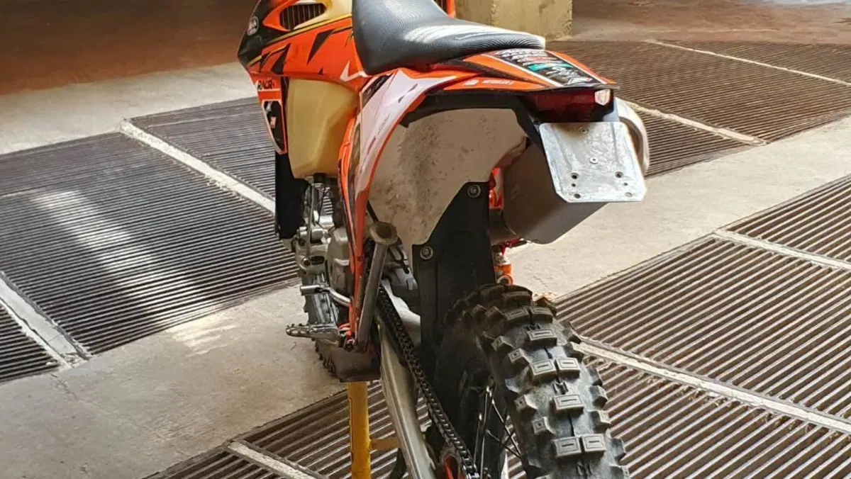 KTM 250 EXC-F Six Days (2020)  (5)