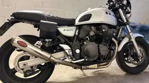 Suzuki   (12)