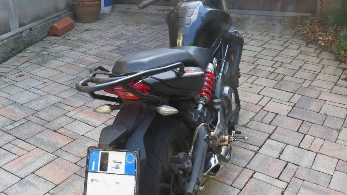 Benelli BN 302 (2014 - 16)  (5)
