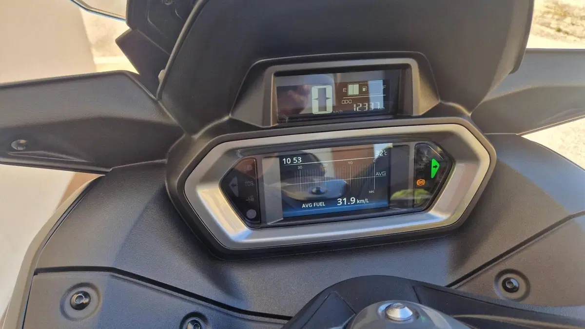 Yamaha X-Max 300 Tech Max (2021 - 24) 
