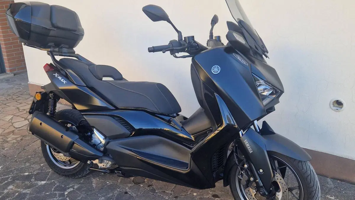 Yamaha X-Max 300 Tech Max (2021 - 24)  (4)