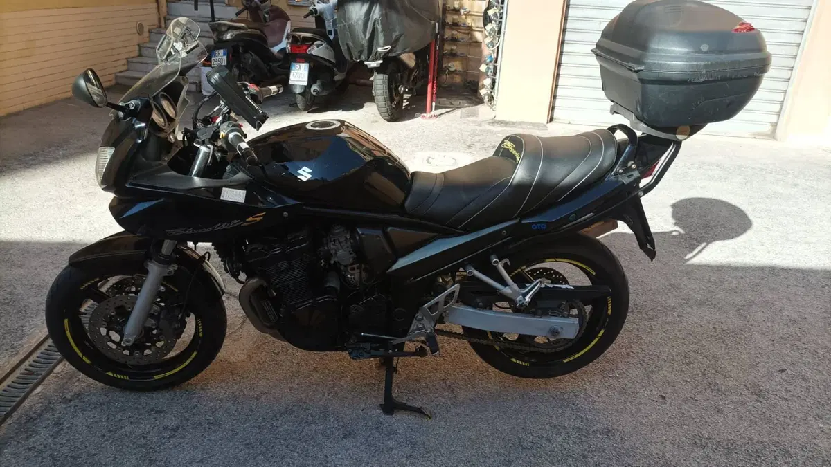 Suzuki GSF 650 Bandit S (2005 - 06)  (2)
