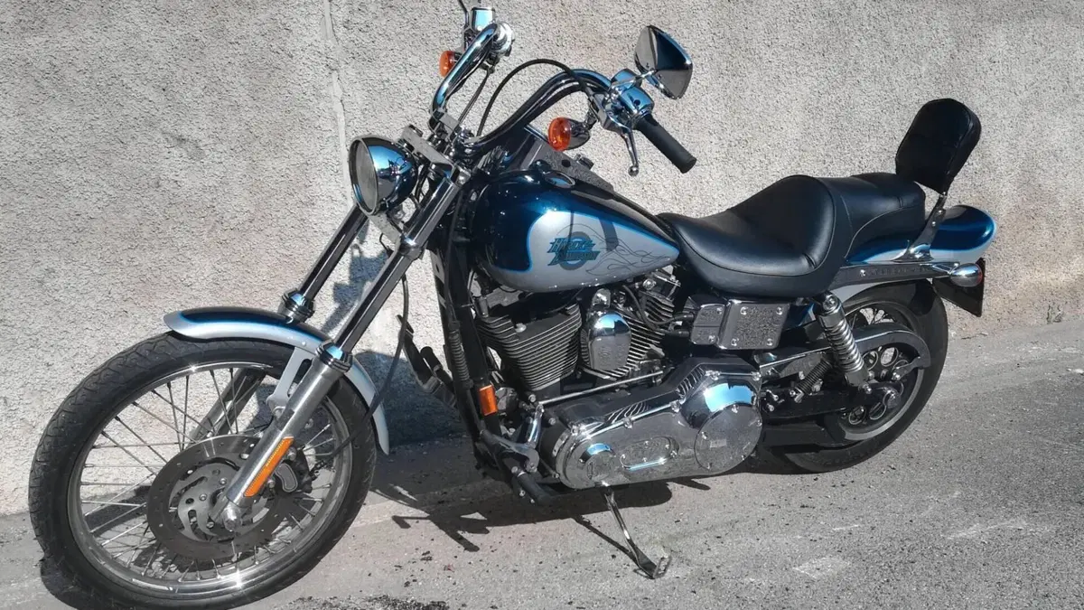 Harley-Davidson 1450 Wide Glide (1995 - 07) - FXDWG 