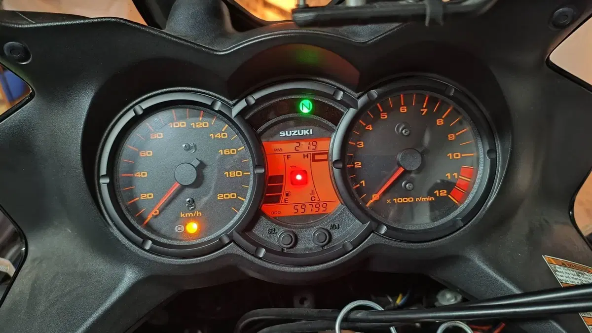 Suzuki V-Strom 650 Traveller (2006 - 11)  (8)