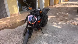 KTM 1290 Super Duke R (2019) 