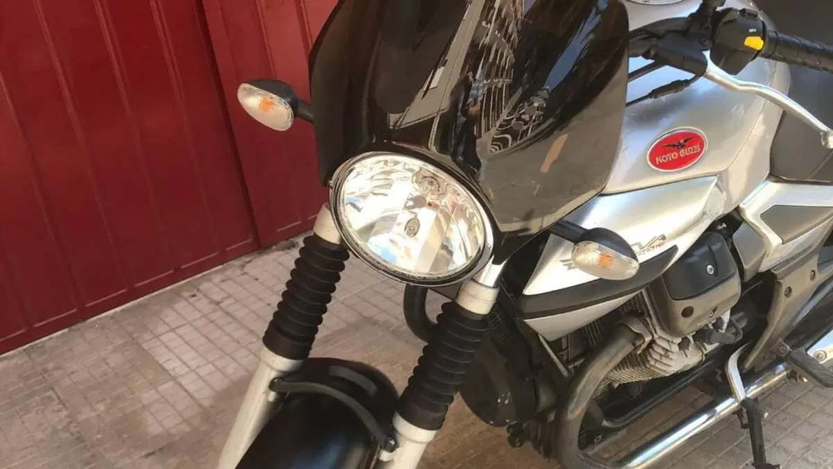 Moto Guzzi Breva V 750 i.e. 