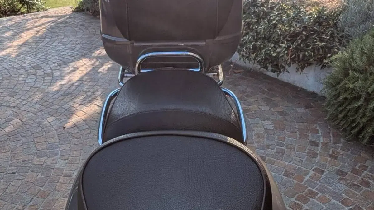 Vespa GTV 300 Vie della Moda (2011 - 14)  (7)