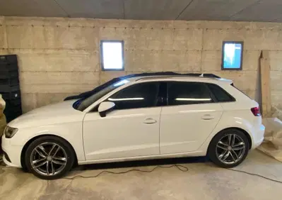 Audi A3 Sportback 2.0 TDI 150 CV clean diesel Ambition usata