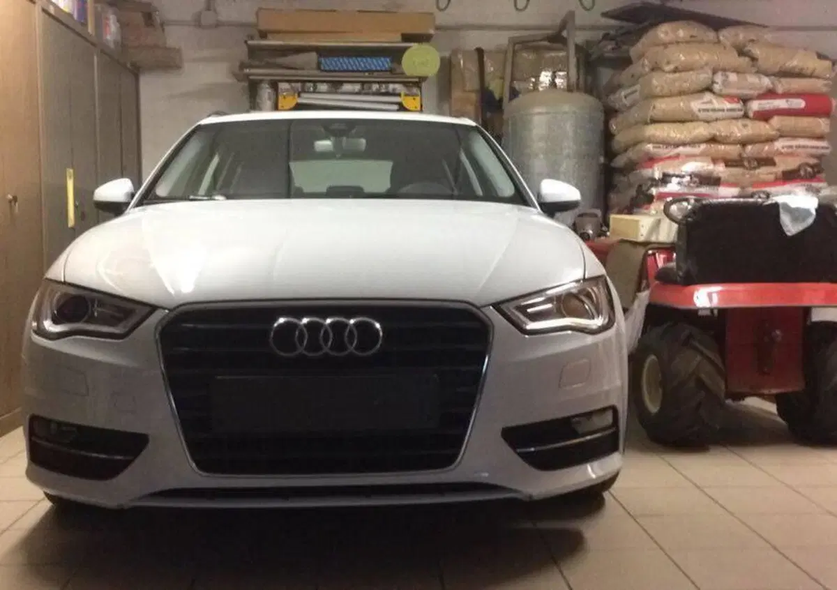 Audi A3 Sportback 2.0 TDI 150 CV clean diesel Ambition (10)