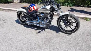 Harley-Davidson 1690 Breakout (2013 - 17) - FXSB  (6)