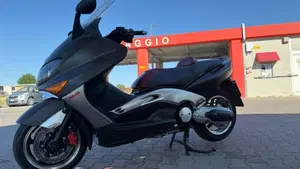 Yamaha T-Max 500 Black Max (2006 - 07)  (2)