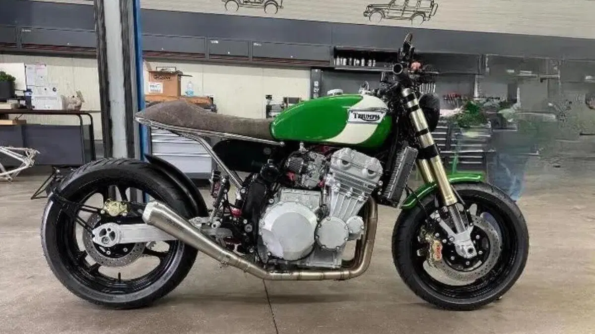 Triumph Trident 750 