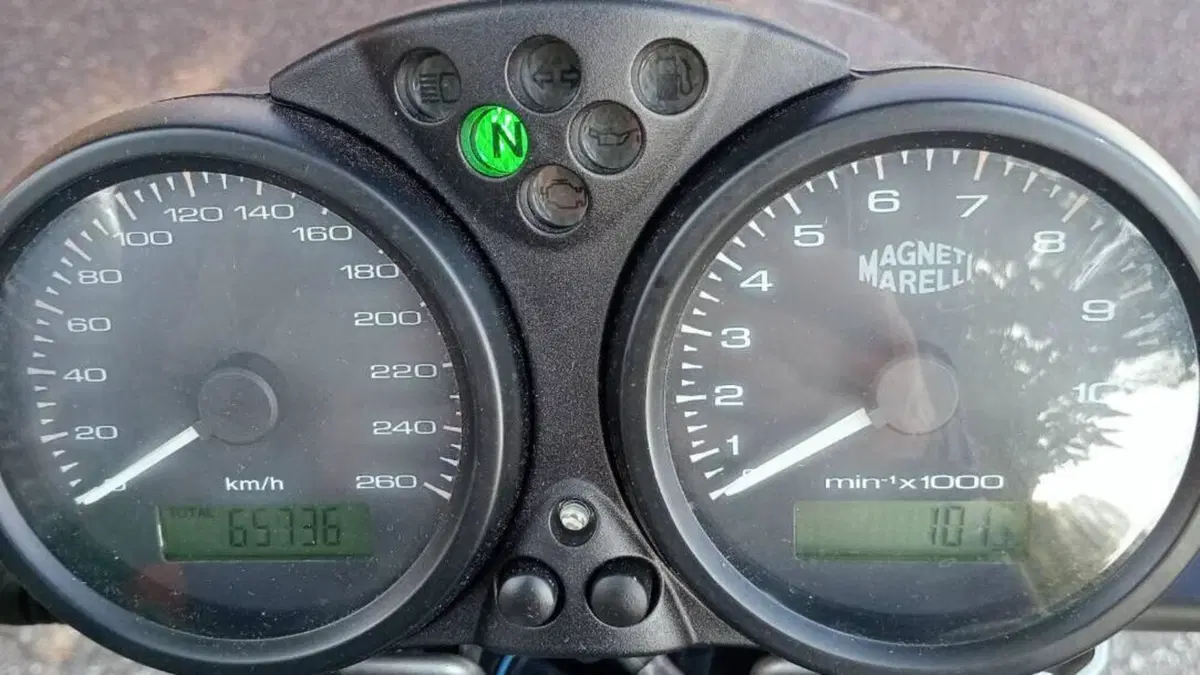 Ducati Monster 620 Dark (2003 - 06)  (5)