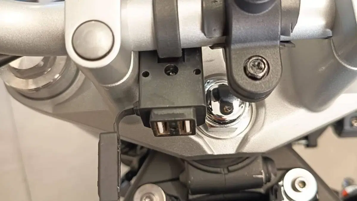 Yamaha FZ6 (2004 - 07)  (5)