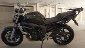 Yamaha FZ6 (2004 - 07)  (15)