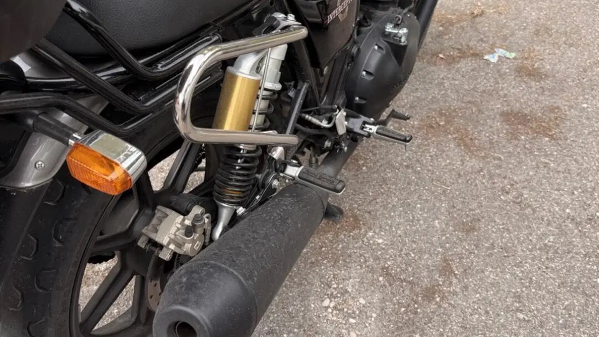 Royal Enfield Interceptor 650 (2021 - 26)  (3)