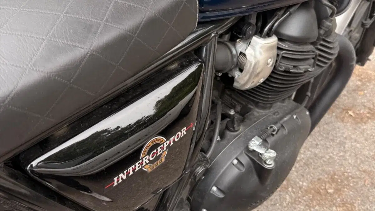 Royal Enfield Interceptor 650 (2021 - 26)  (4)