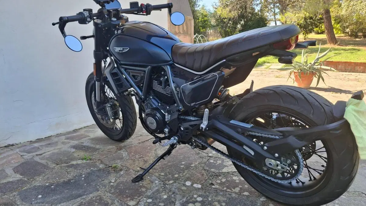 Ducati Scrambler 800 Nightshift (2025 - 26)  (6)