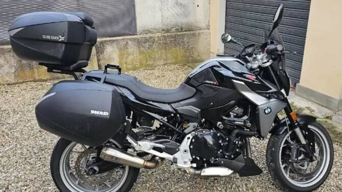 Bmw F 900 R (2021 - 24)  (10)