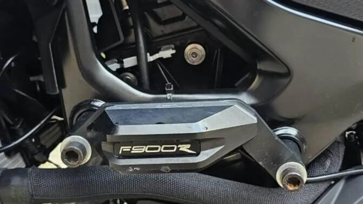 Bmw F 900 R (2021 - 24)  (15)