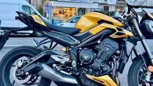 Triumph Street Triple 765 RS (2023 - 26) 