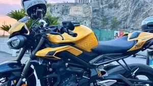 Triumph Street Triple 765 RS (2023 - 26)  (3)