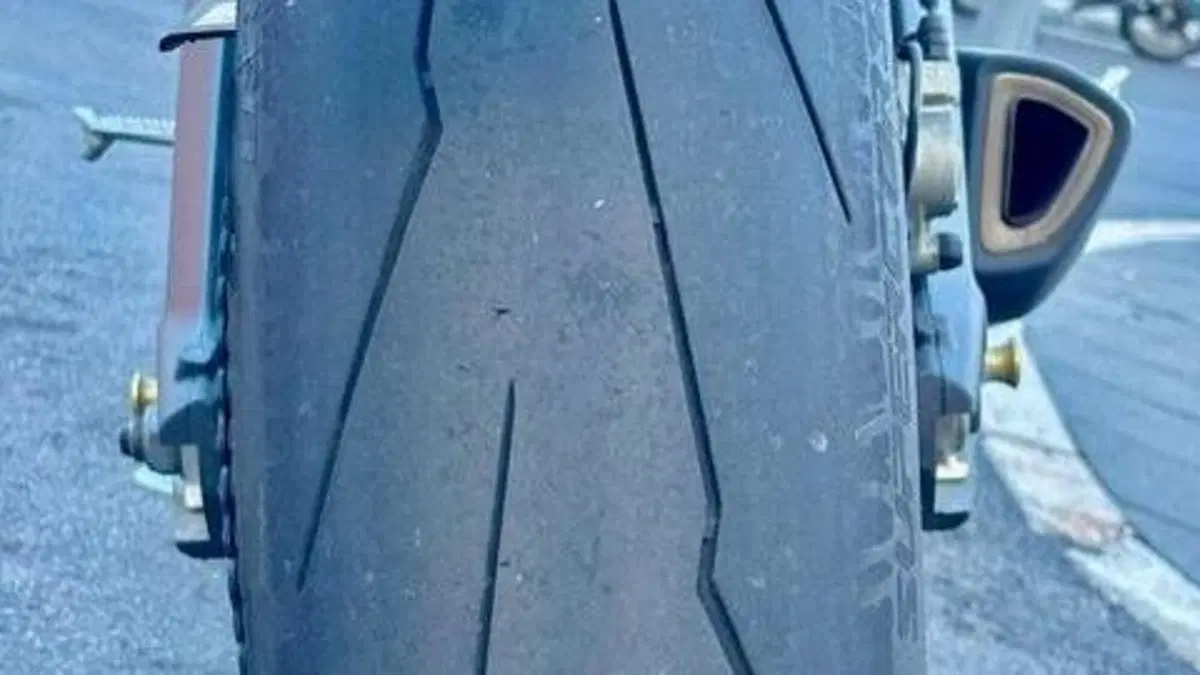 Triumph Street Triple 765 RS (2023 - 26)  (5)