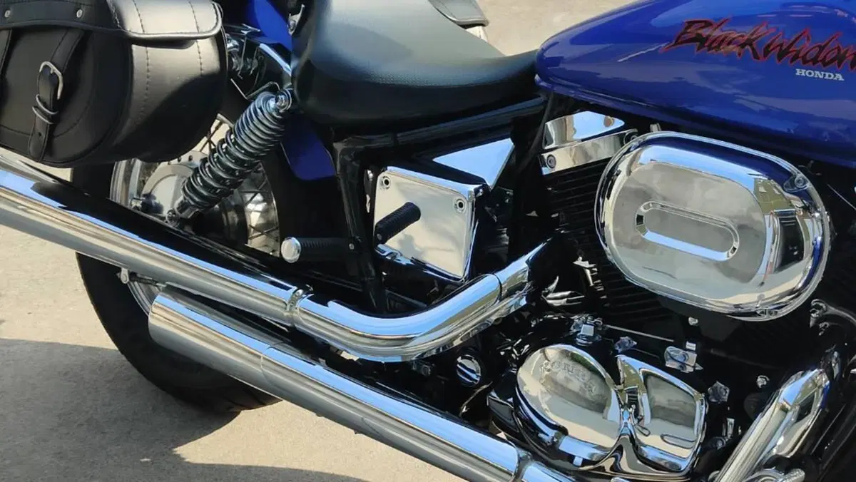 Honda Black Widow  (2)