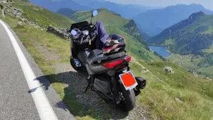 Yamaha X-Max 400 Momodesign ABS (2014 - 16)  (4)