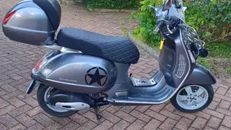 Vespa Granturismo 200 L usata