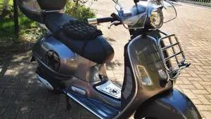 Vespa Granturismo 200 L  (6)