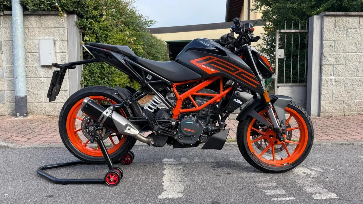 KTM 125 Duke (2021 - 23)  (2)