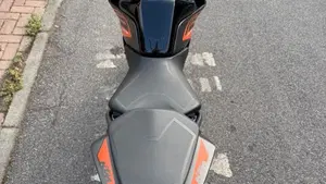 KTM 125 Duke (2021 - 23)  (4)