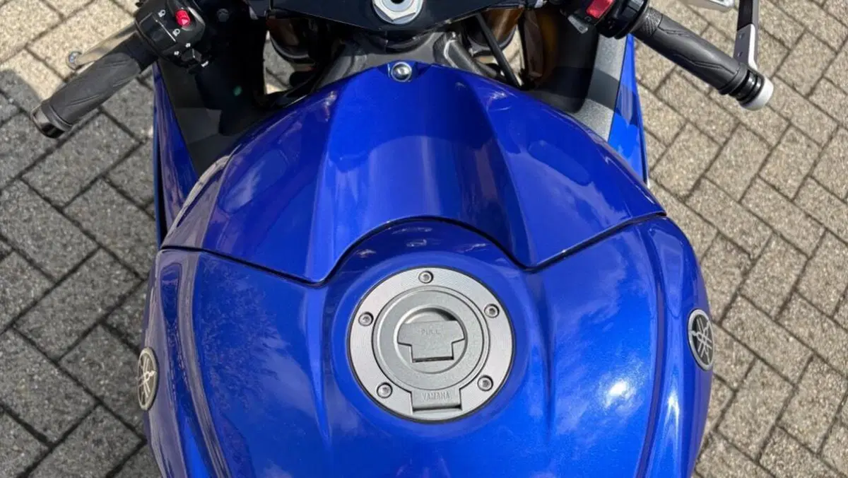 Yamaha YZF R6 (2008 - 09)  (5)