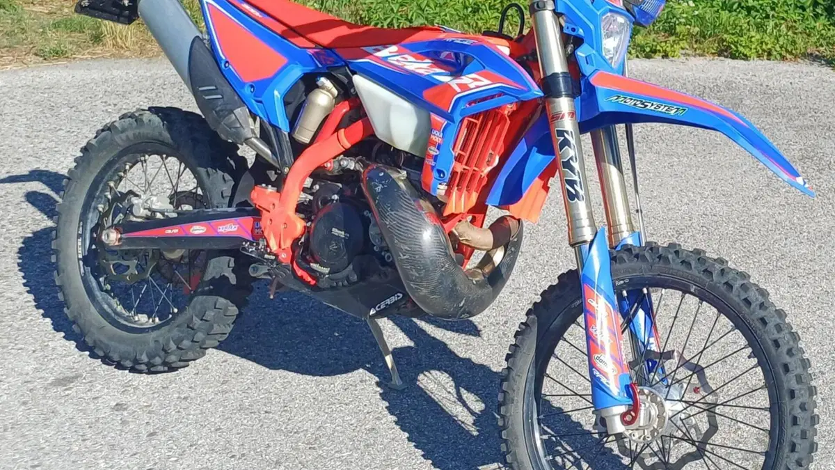 Betamotor RR 300 2T Enduro Race (2026)  (2)