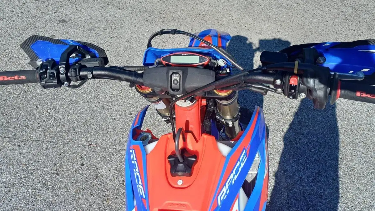 Betamotor RR 300 2T Enduro Race (2026)  (6)