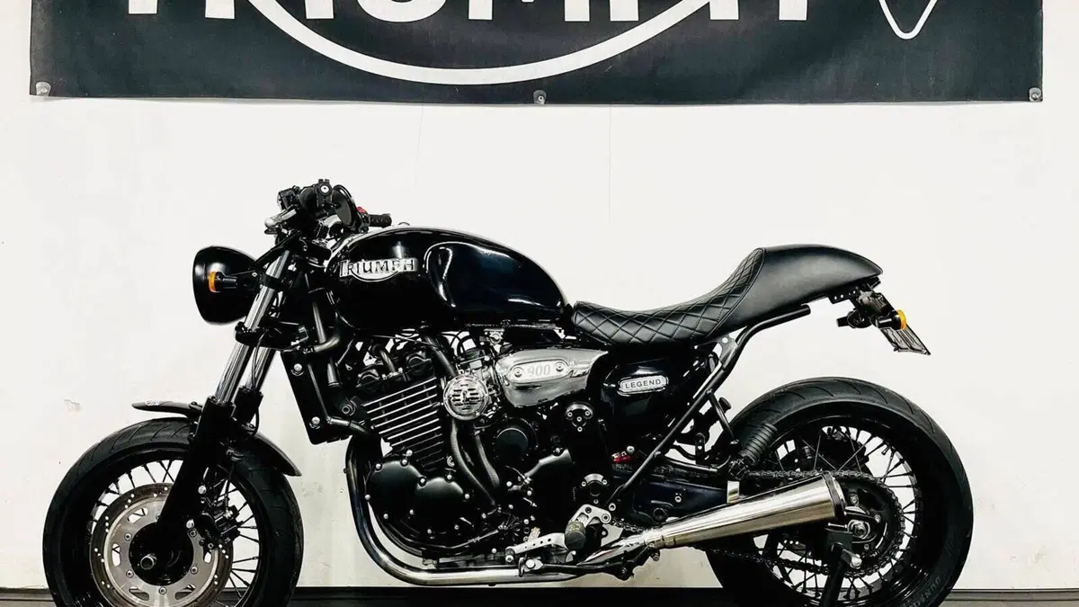 Triumph Legend TT 900 (1998 - 02)  (16)