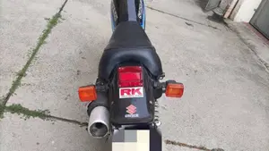 Suzuki   (4)