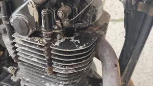 Suzuki   (9)