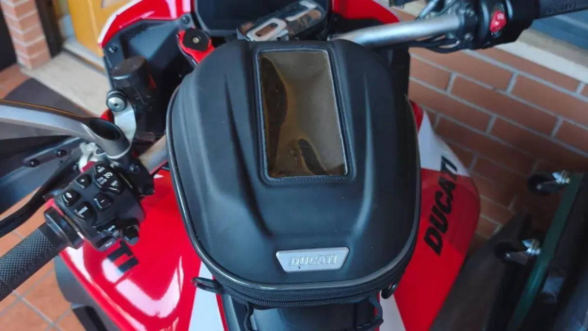 Ducati Multistrada V4 S (2021 - 24)  (2)