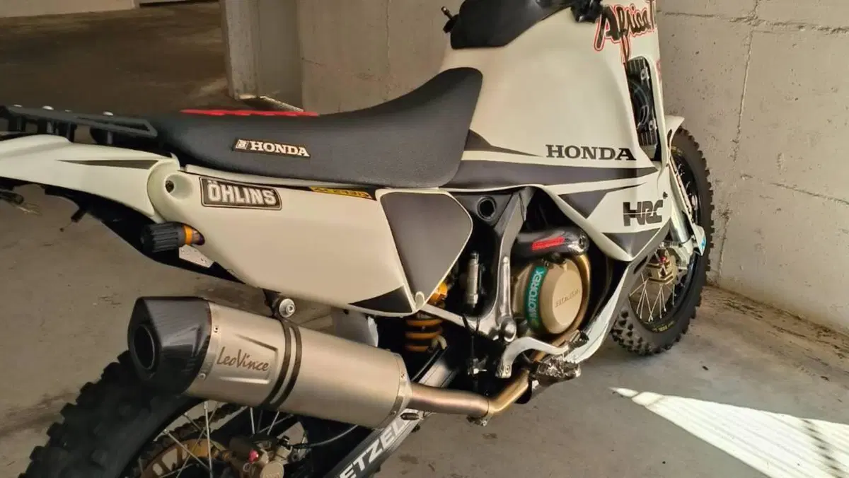 Honda Africa Twin XRV 750 (1993 - 95)  (6)