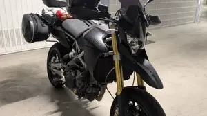 Aprilia Dorsoduro 750 (2009 - 14)  (9)