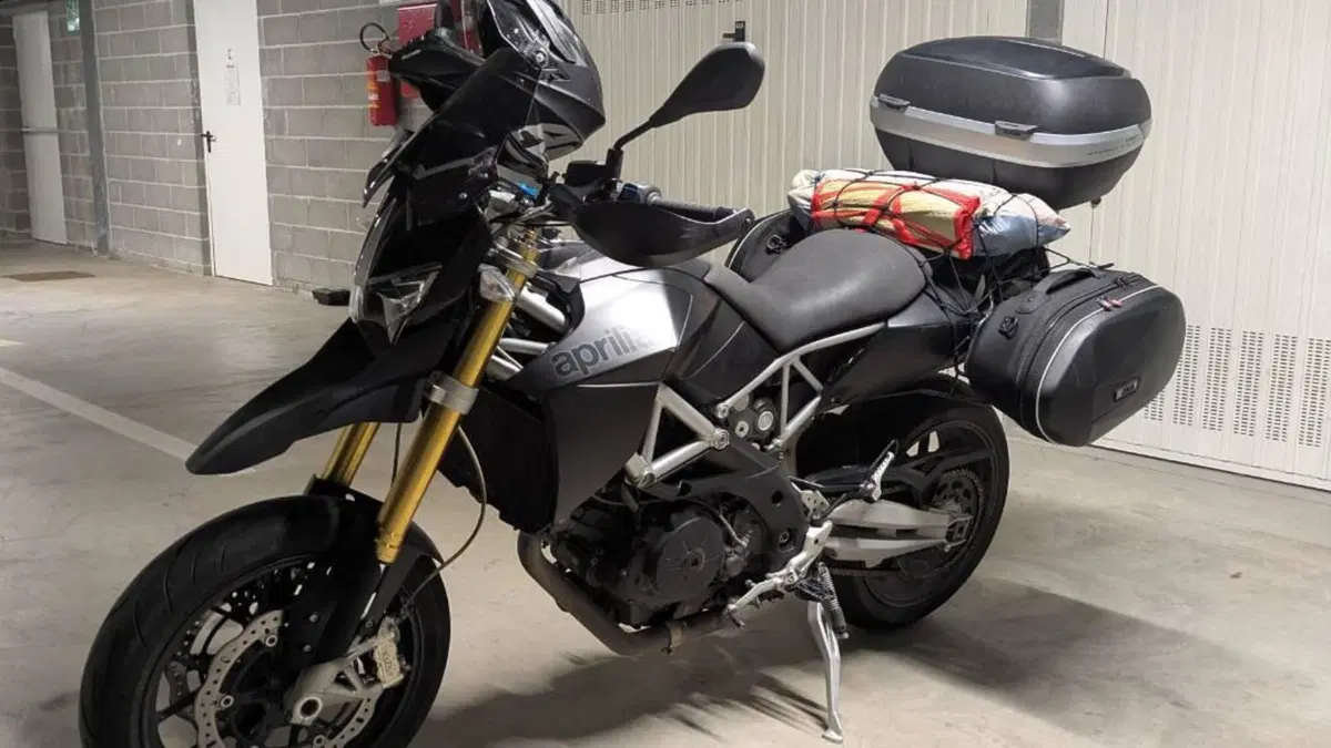 Aprilia Dorsoduro 750 (2009 - 14)  (8)
