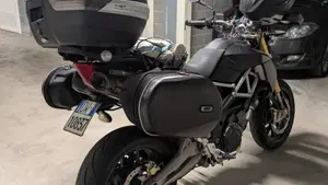Aprilia Dorsoduro 750 (2009 - 14)  (12)
