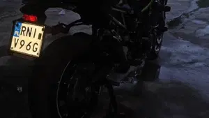 Kawasaki Z 900 (2021 - 24)  (6)