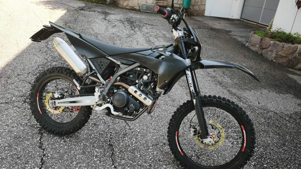 Fantic Motor XEF 125 Performance 4T (2022) 