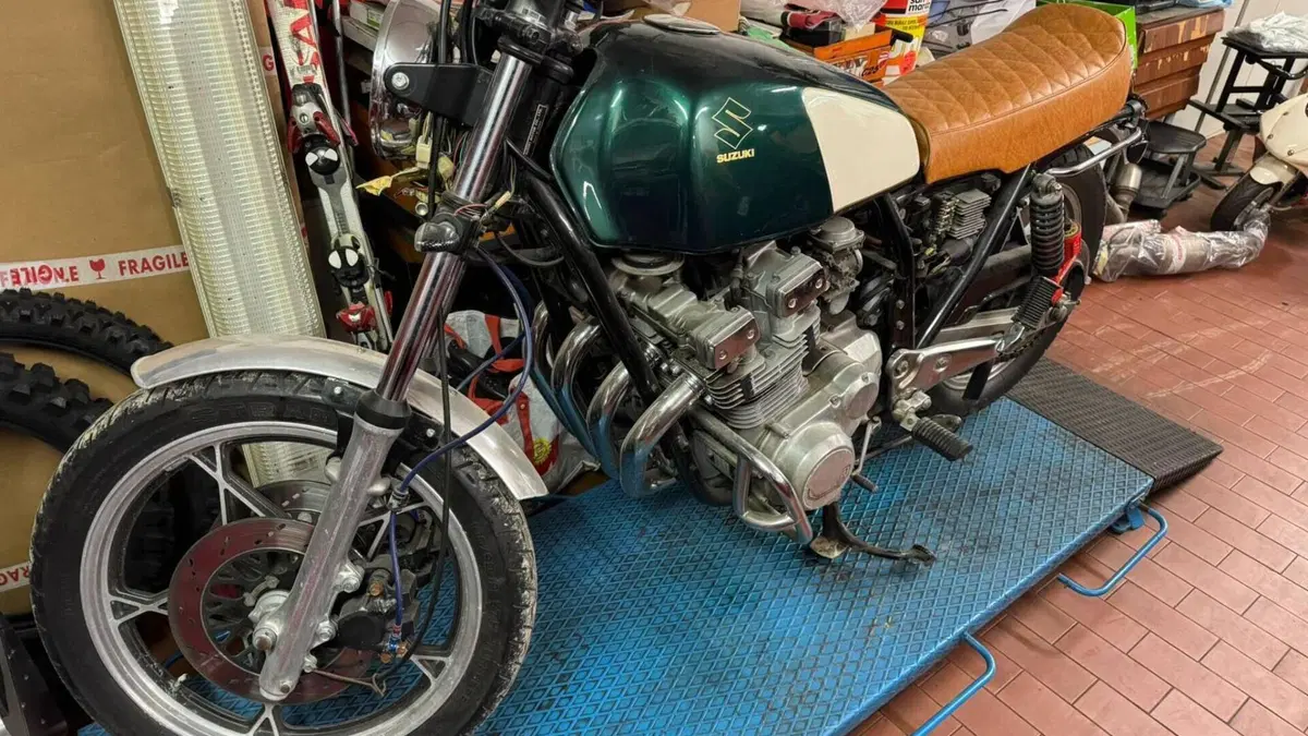 Suzuki  