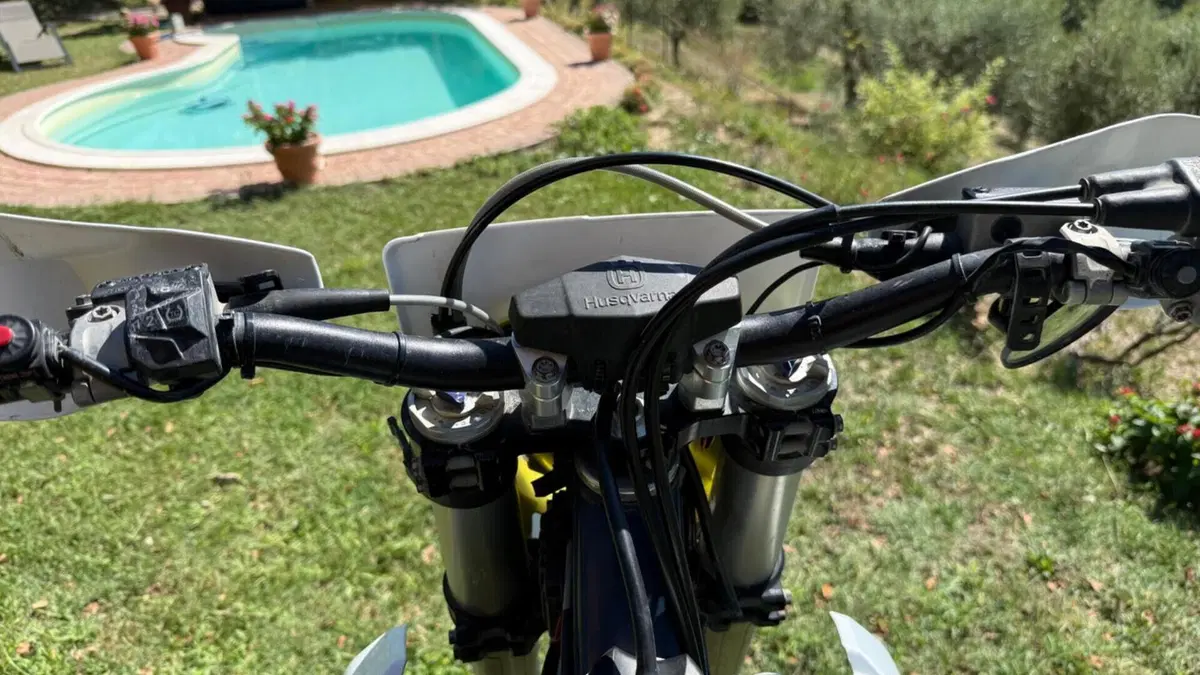 Husqvarna FE 250 (2021)  (9)