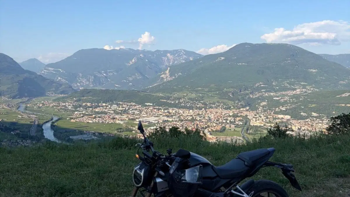 Honda CB 650 R (2024 - 25)  (3)